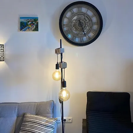 Bellevista Apartment *